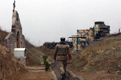 Армянские войска выводятся из Нагорного Карабаха - ФОТО