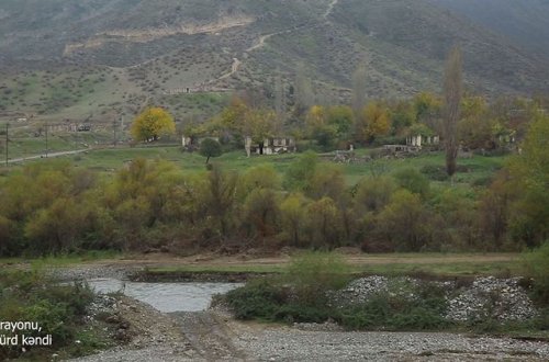 Laçın rayonunun işğaldan azad olunan Güləbürd kəndindən - VİDEOREPORTAJ