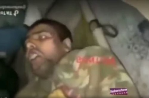 Ermənilər əsir götürdükləri azərbaycanlı əsgərə işgəncə verir - VİDEO