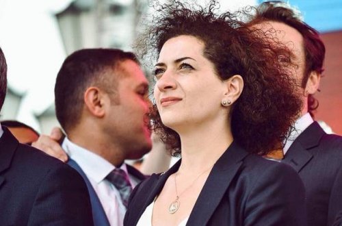 Paşinyan arvadına görə erməni generalı qovub (VİDEO)