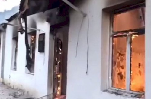 Kəlbəcərdə erməni direktor məktəb binasını belə yandırdı - Video