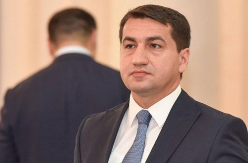 Hikmət Hacıyevdən maraqlı jest - VİDEO