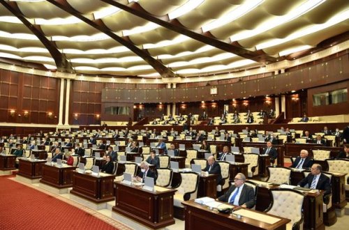 Milli Məclis iki qanun layihəsini qəbul etdi