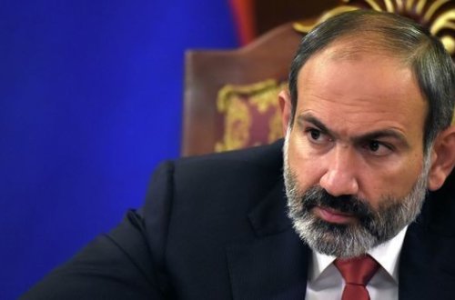 Никол Пашинян освободил от должности сразу двух замминистров