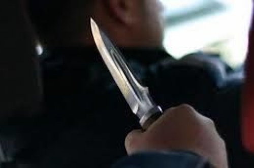 В Баку неизвестные зарезали таксиста