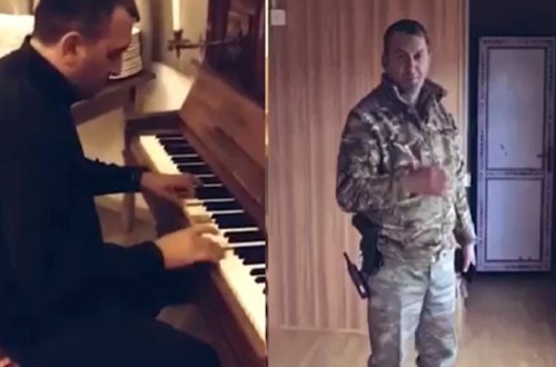 Şəhid polkovnikin pianoda ifası - VİDEO