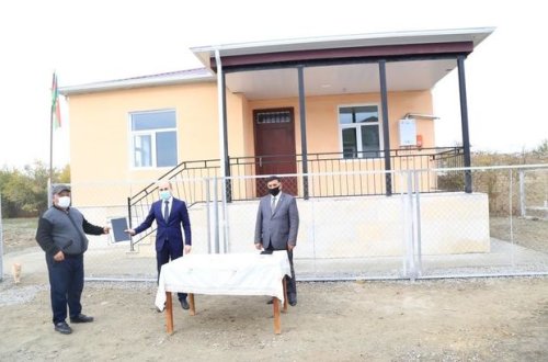 Daha üç rayonda şəhid və Qarabağ müharibəsi əlillərinə ev verildi - FOTO