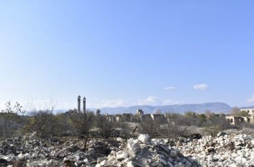 Агдамцы возвращаются в родной город, освобожденный от армянской оккупации - ФОТОРЕПОРТАЖ