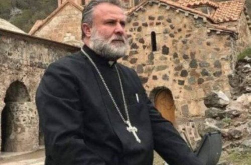 Son damla qanına qədər Kəlbəcərdə qalmalı olan keşiş dabanına tüpürüb İrəvana qaçdı