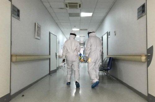 İnfeksionistdən həyəcan təbili: “Digər xəstəliyi olmayan gənclər də koronavirusdan ölür”