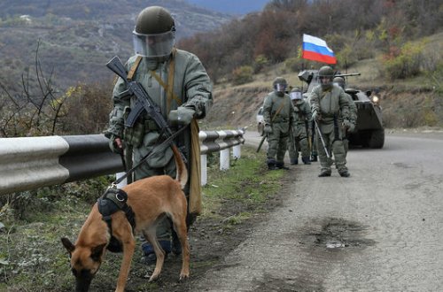 Российские миротворцы в Лачинском коридоре - ВИДЕО