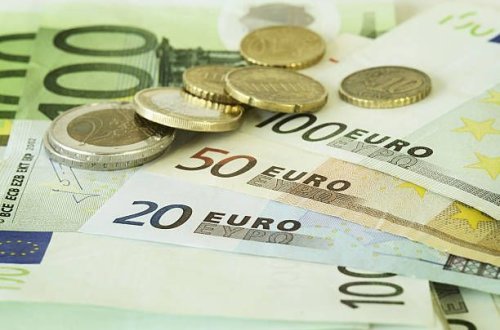 Курс маната на 1 декабря