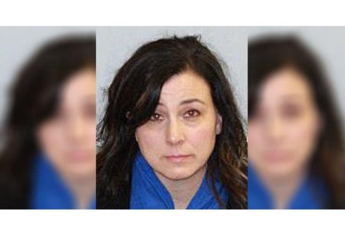 Şagirdi ilə əlxaqsızlıq edən qadın müəllim saxlanılıb - FOTO