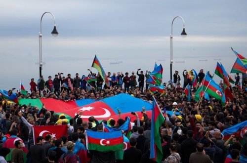 10 Noyabr Azərbaycanda Zəfər Günü elan edildi - SƏRƏNCAM