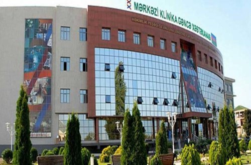 Gəncədə yaralı hərbçilər ziyarət edilib