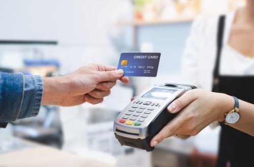 Xarici vətəndaşların ölkədə bank kartları ilə apardığı əməliyyatların həcmi məlum olub - FOTO