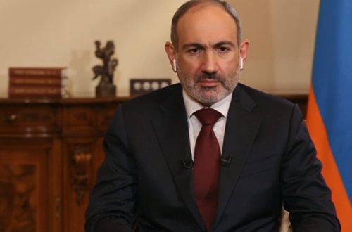 Paşinyan Putinin qarşısında biabır oldu, üzr istədi - VİDEO