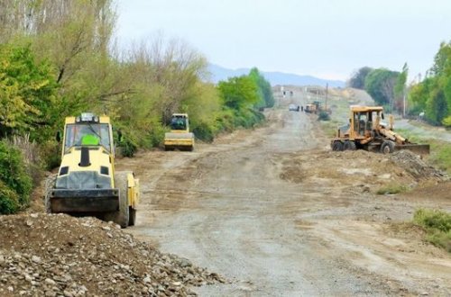 Suqovuşana çəkiləcək avtomobil yolu minalardan tamamilə təmizlənildi - FOTO