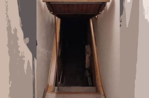 Pilləkənin altından aşkarladığı gizli otaq dəhşətə gətirdi - FOTO