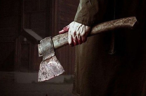 Bakıda kişi dəhşət saçdı: Əvvəl oğlu və gəlinini, sonra özünü baltaladı