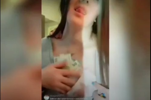 Azərbaycanda BİABIRÇILIQ: Qadın YARIÇILPAQ RƏQS ETDİ - VİDEO