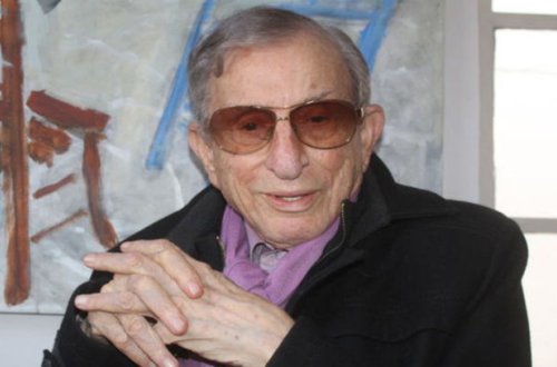 92 yaşlı türkiyəli aktyor koronavirusa qalib gəldi