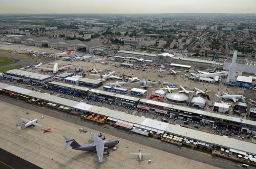 Dünyanın ən böyük aviasiya sərgilərindən biri ləğv edilib
