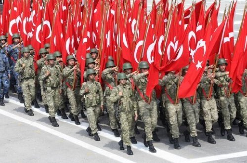 Tarixi an: Türkiyə Ordusu Bakıdadır - VİDEO