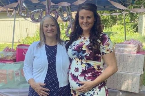 Женщина дважды стала матерью с разницей в несколько недель