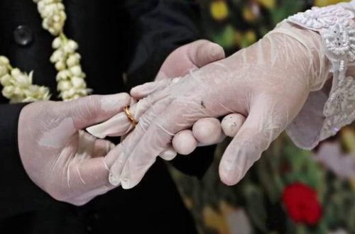 Bəy toydan bir gün sonra qəfil öldü - FOTO