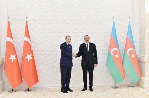 Ильхам Алиев и Реджеп Тайип Эрдоган посетили Аллею шехидов