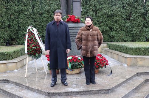 Ümummilli lider Heydər Əliyevin əziz xatirəsi Kiyevdə də yad edilib VİDEO