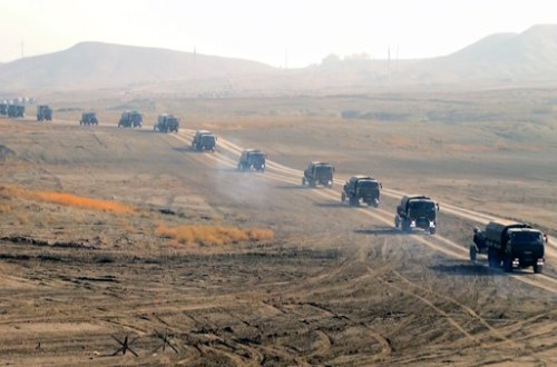 Bu görüntülər erməniləri dəli etdi - Azərbaycan ordusunun hərbi karvanı… - VİDEO