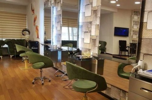 Деятельность парикмахерских и салонов красоты в стране приостанавливается