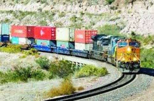 Bakı-Tbilisi-Qars dəmir yolu xətti ilə növbəti konteyner Türkiyəyə yola salındı