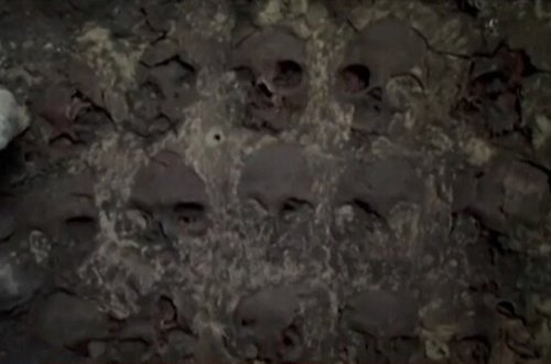 Tamamilə insan kəllələrindən ibarət QORXUNC TAPINTI - FOTO-VİDEO