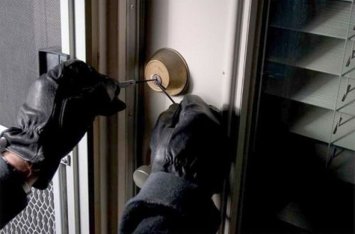 Gəncədə evdən oğurluq edən şəxs yaxalandı