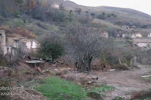 İşğaldan azad edilən Cəbrayılın Məzrə kəndindən görüntülər - VİDEO