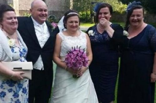 Dostunun özündən 23 yaş böyük atasına ƏRƏ GETDİ