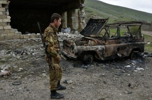 Azərbaycan Ordusu daha bir qrup erməni əsgərini əsir götürdü - VİDEO