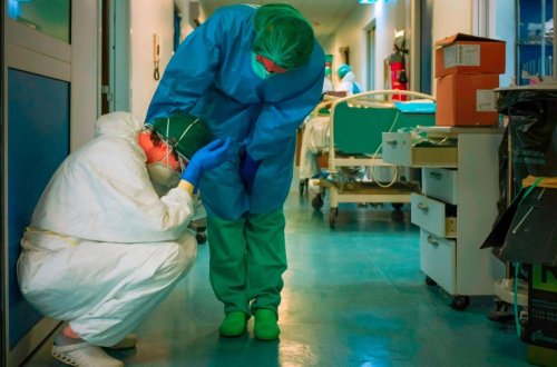 Koronavirus xəstəxanasında DƏHŞƏTLİ HADİSƏ - ÇOX SAYDA XƏSTƏ ÖLDÜ