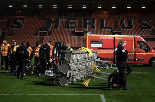Трагедия на матче чемпионата Франции: работник стадиона погиб в результате несчастного случая - ФОТО