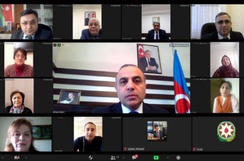 Azay Quliyev seçicilərlə videogörüş keçirib