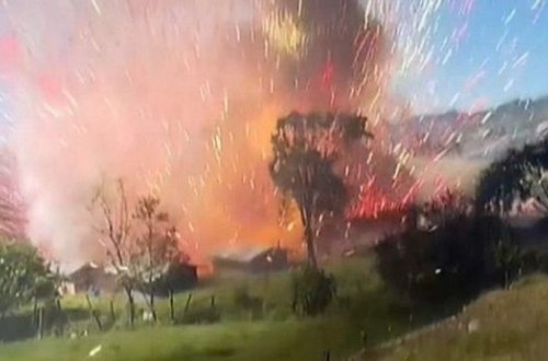 В Италии три человека погибли при взрыве на фабрике фейерверков