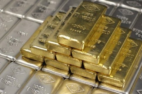 Золото и серебро в Азербайджане вновь дешевеют