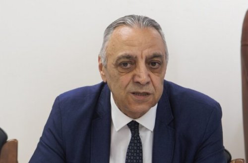 Daha bir yüksək vəzifəli şəxs koronavirusdan vəfat etdi - FOTO