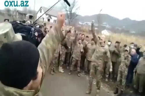 Ali Baş Komandan İlham Əliyevin əsgərlərlə səmimi söhbəti - VİDEO