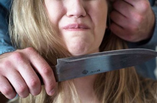 Bakıda kişi arvadını amansızlıqla qətlə yetirdi