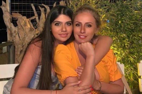Roza Zərgərli: “Qızım üzünü, dodağını şişirtməyib, onun 2-3 getdiyi yer var”