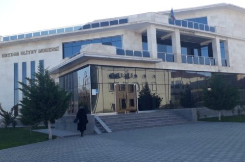 Baxımsız vəziyyətdə olan Heydər Əliyev Mərkəzi - SİYƏZƏNDƏN BİABIRÇI GÖRÜNTÜLƏR